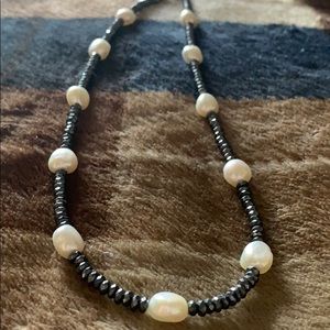 Black necklace with white sand accent pearls